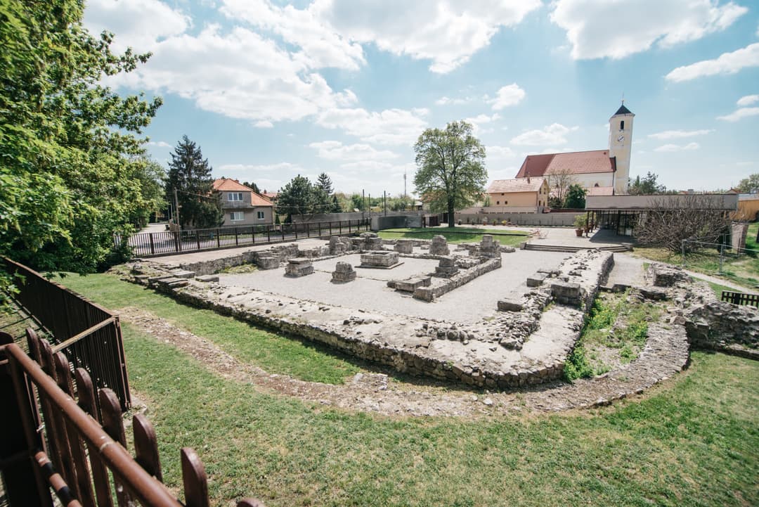 Pohľad na areál Antickej Gerulaty v Rusovciach